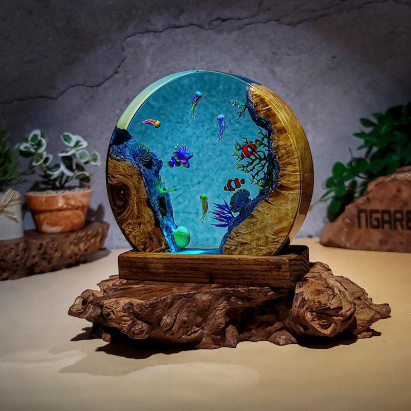 Lampe de table en résine sur l - Resin Art And Decor avis et prix