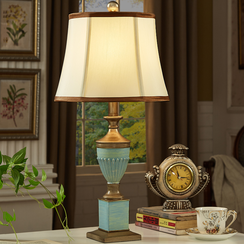Lampe de Table en résine style - Resin Art Studio avis et prix