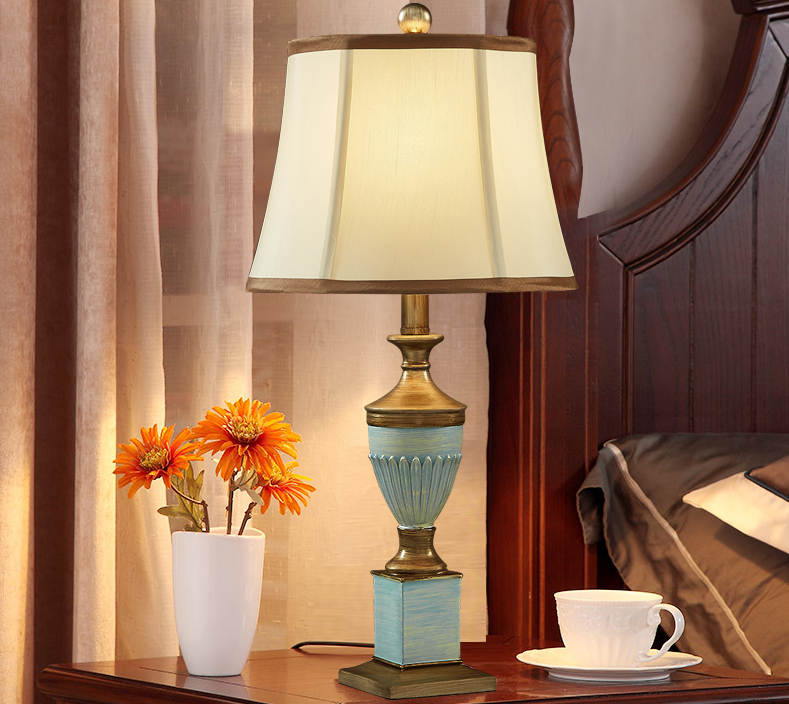 Lampe de Table en résine style - Resin Art Studio avis et prix